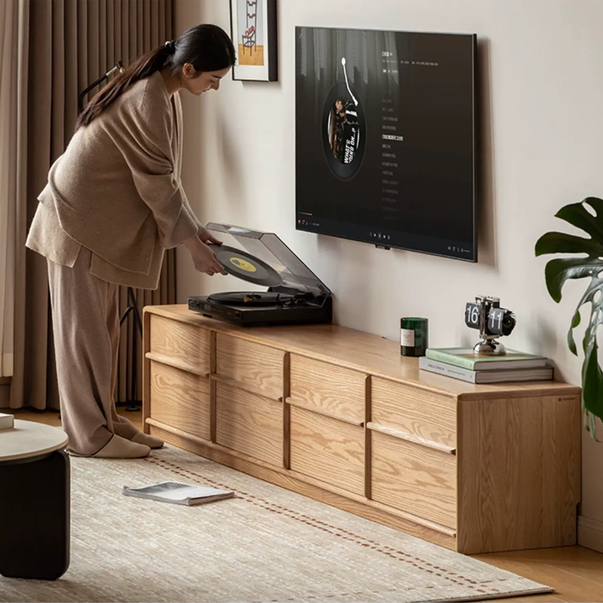 Darco TV Console 2m - Oak - 11