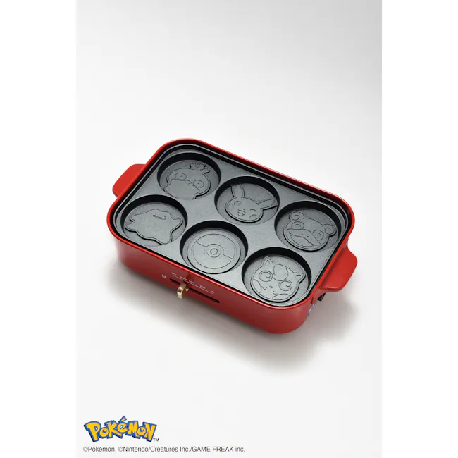 BRUNO Compact Pancake-Plate - Pokémon Special Edition - 4 - Red, portable, toy, Pokémon-themed, silicone molds, six