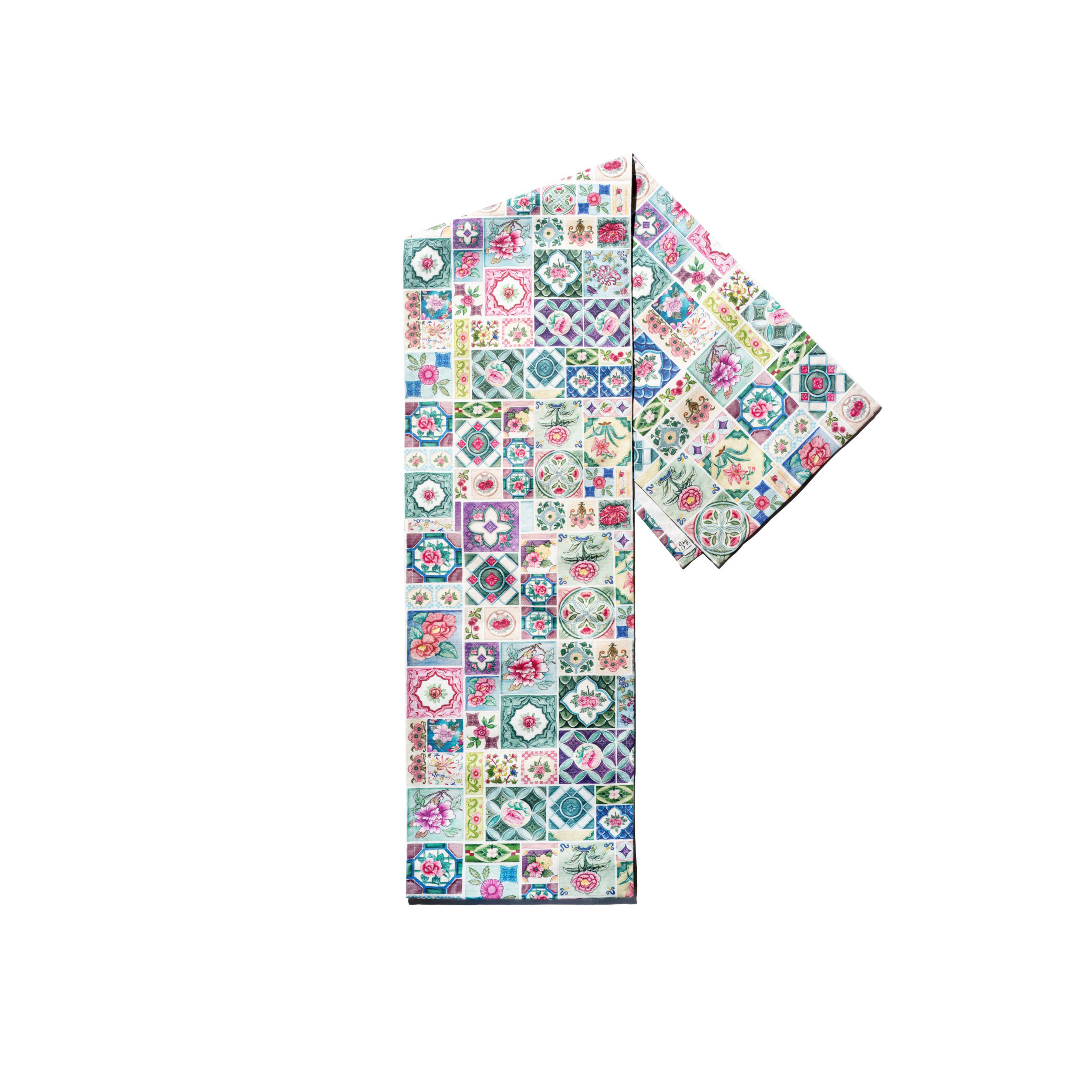 Singlapa Peranakan Tiles Table Runner (2 Sizes)