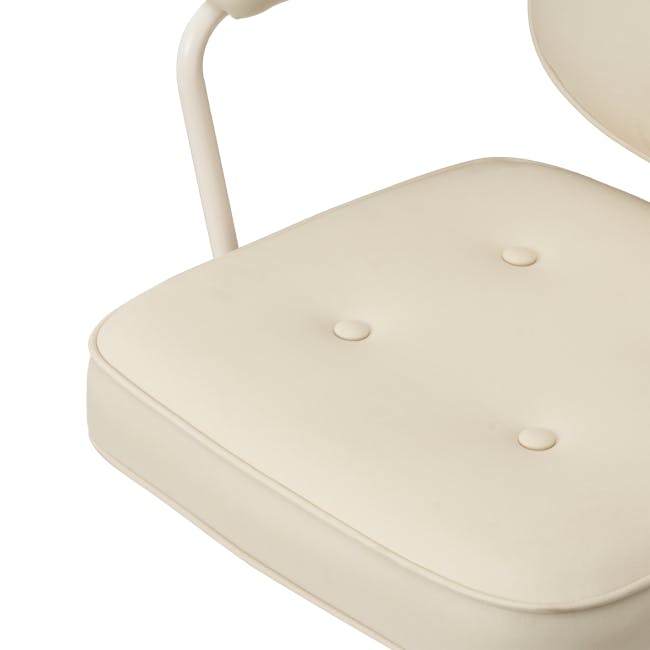 Brooke Mid Back Office Chair - Cream (Pet Friendly) - 9