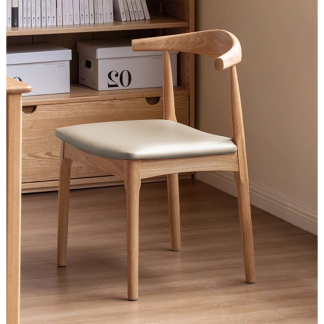 Wayn Chair - Oak, Khaki (Faux Leather) - 10