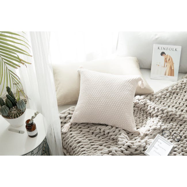 Laura Knitted Cushion Cover - Cream - 4