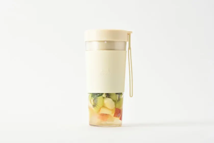 BRUNO Cordless Blender - Pink - 10 - glass juicer, fruit blend, kiwi, pineapple, orange, apple, banana, watermelon, melon