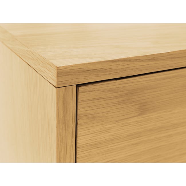 Zephyr 4 Drawer Queen Bed in Oak, Platinum Grey and 2 Kyoto Twin Drawer Bedside Tables in Oak - 21