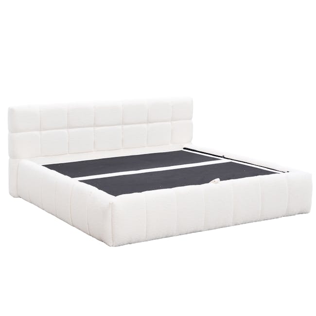 Aubrielle Storage King Bed - White Boucle - 9