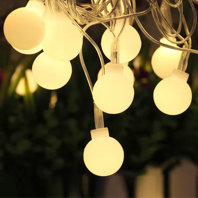 Mini Globe String Lights 6m - Warm - 2 - Softly glowing, spherical lights, warm glow, ambient lighting, decorative string