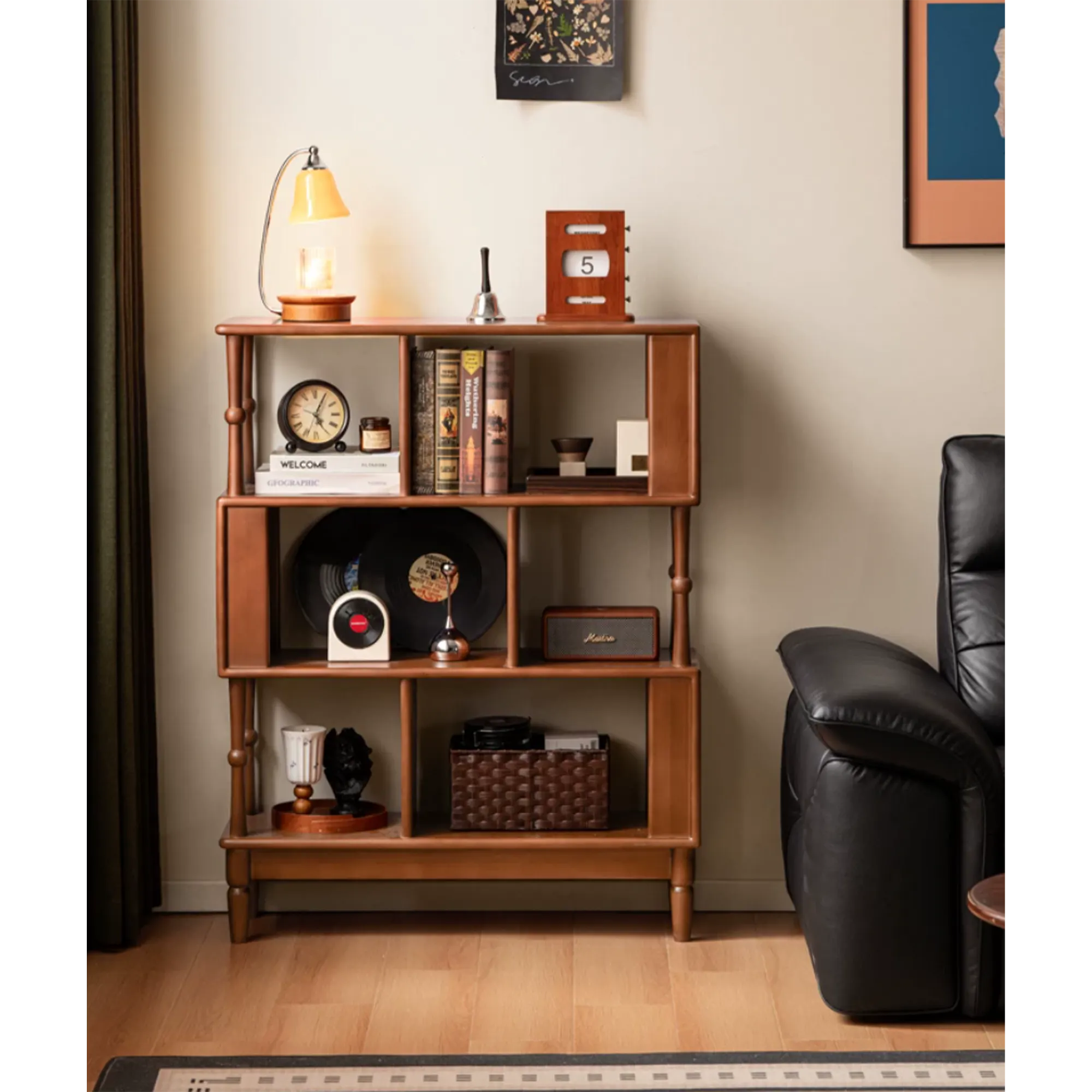 Gasie Display Bookshelf - 13