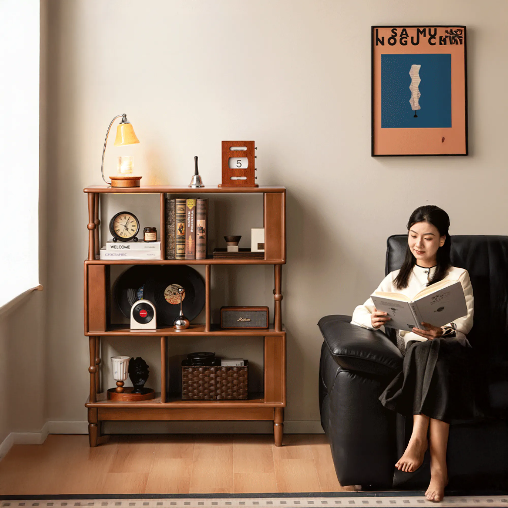 Gasie Display Bookshelf - 10