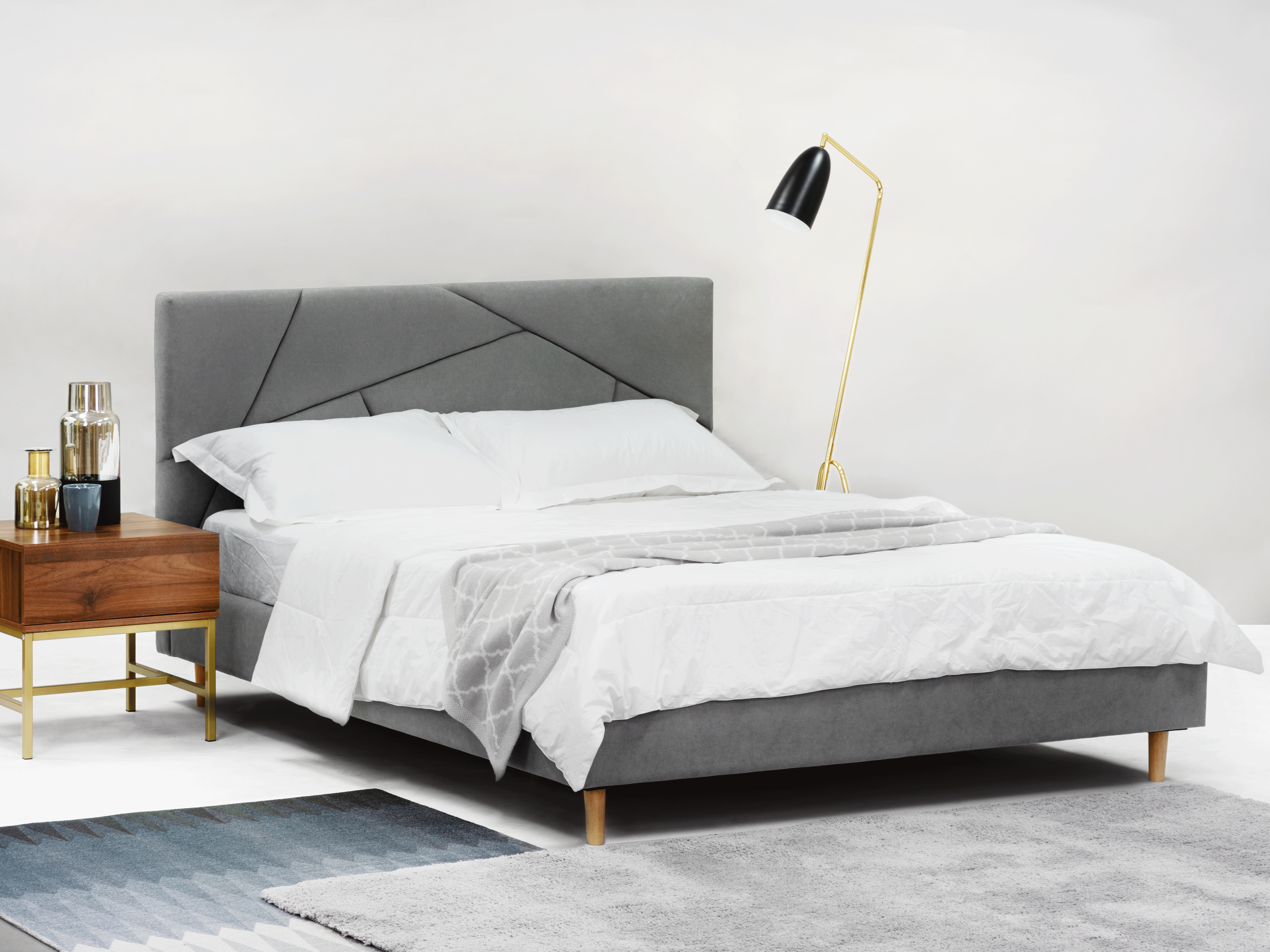 Kieran Queen Bed Gray Owl