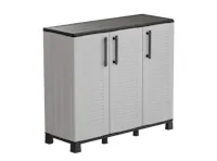 Linea Family 3-Door Base Cabinet
