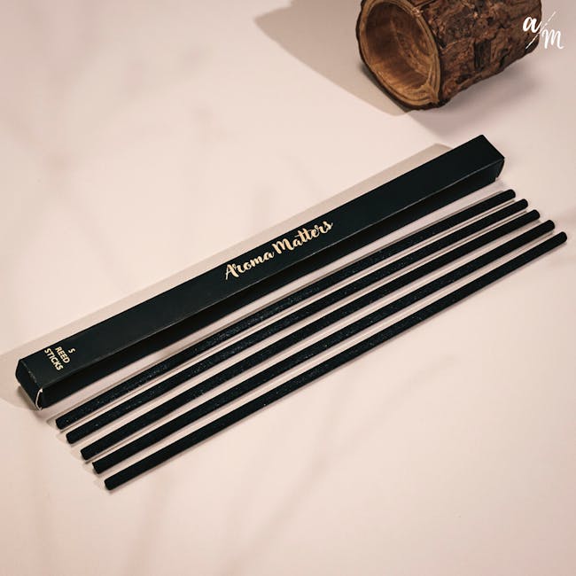 Aroma Matters Reed Diffuser - Clean Cotton (2 Sizes) - 6 - Aromas, sticks, black, sleek, minimalist, elegant, sophisticated