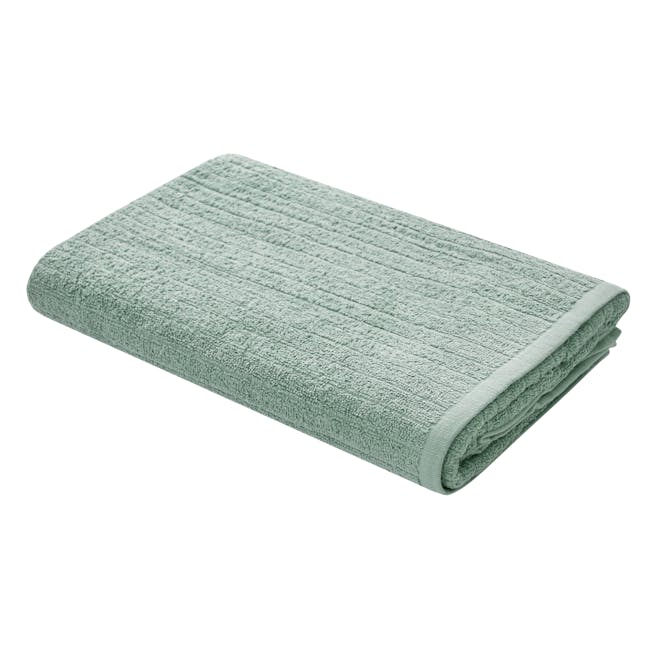 EVERYDAY Bath Towel Fresh Mint Bath Essentials by HipVan HipVan
