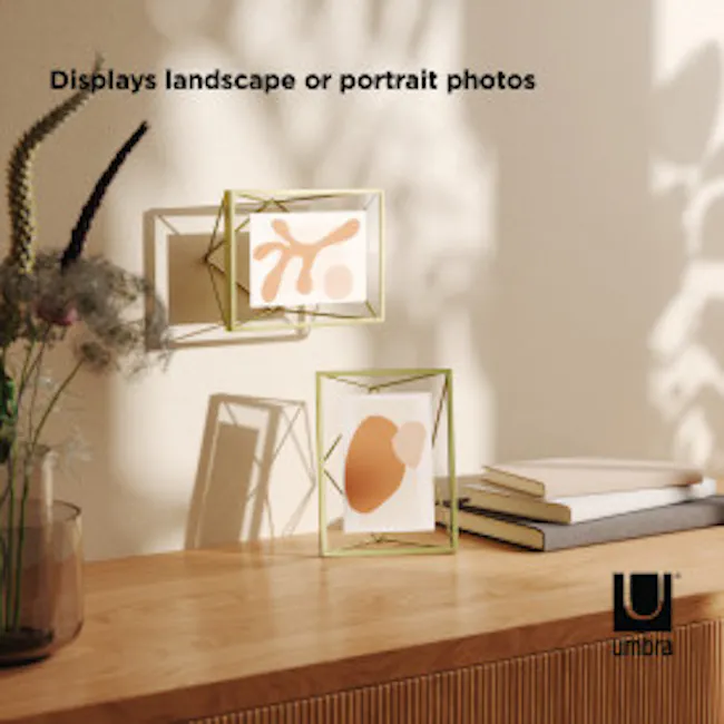 Prisma Photo Display 4 x 6 - Brass - 2
