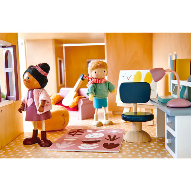 Tender Leaf Doll House - Ayana Doll - 5 - doll, toy, girl, brown hair, pink dress, heart design, wooden floor, polka dot