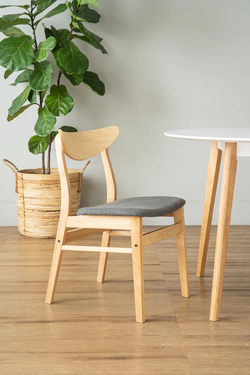 Harold Extendable Dining Table 1.2m-1.5m with 4 Macy Chairs in Natural, Dim Grey - 53