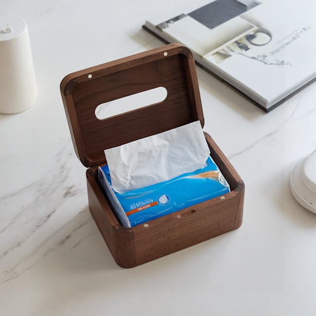 Kenji Tissue Box - 13 - Wooden lunchbox, open, blue tissue box, white tissue, blue packaging, 3-layer packaging, 320g