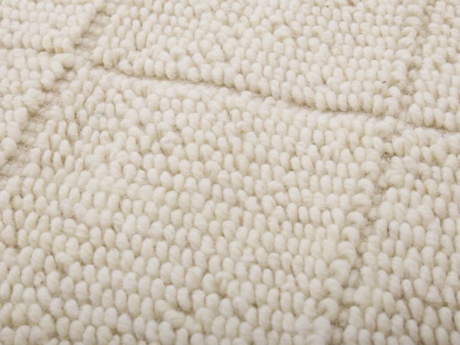 Attili Low Pile Wool Rug (3 Sizes) - 1