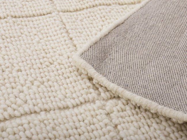 Attili Low Pile Wool Rug (3 Sizes) - 2