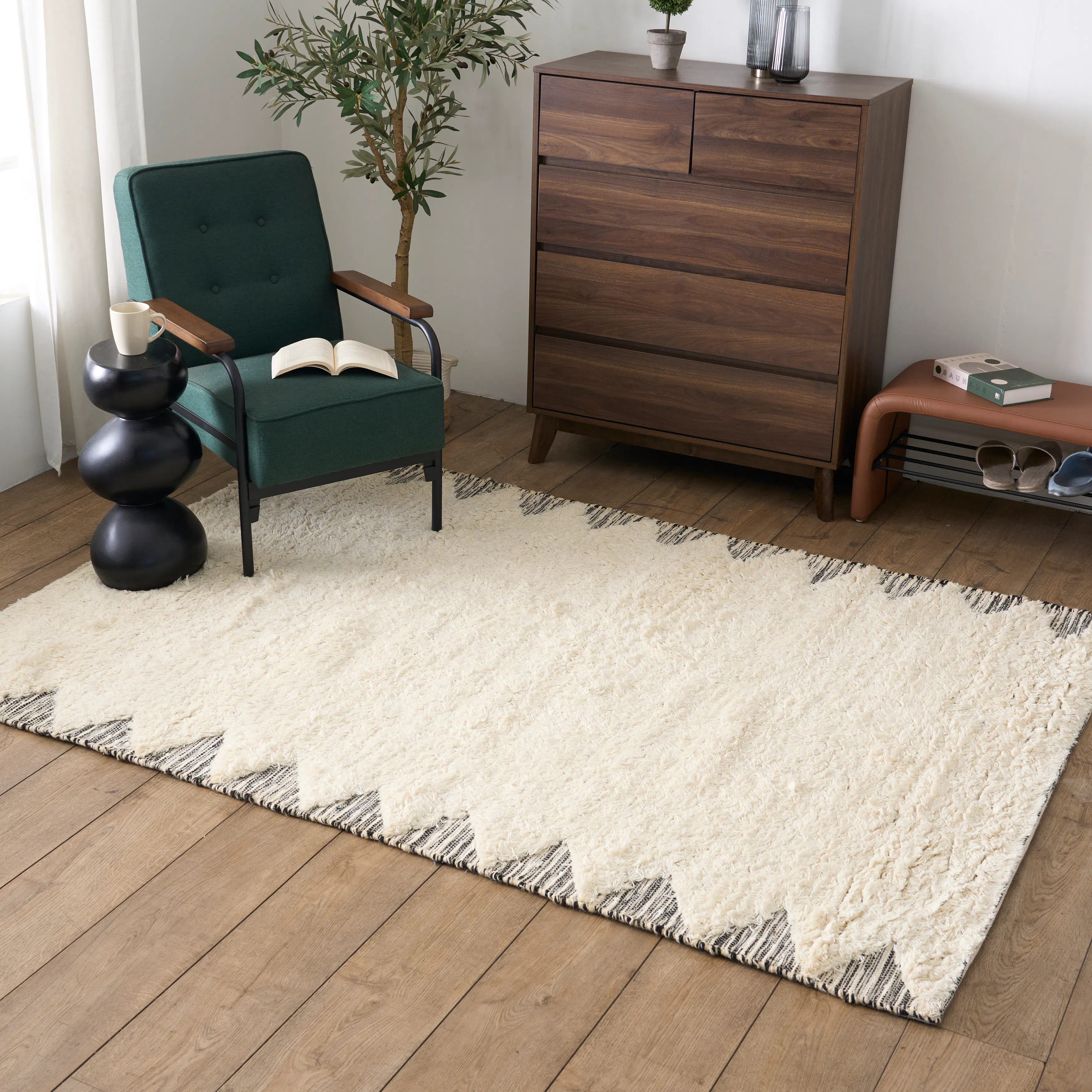 Lievin Low Pile Rug - 2.3m x 1.6m - 7