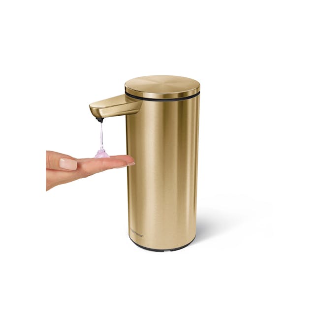 simplehuman 14oz Sensor Pump - Brass - 2 - Gold cylindrical dispenser, sleek design, elegant finish, shiny surface, elegant