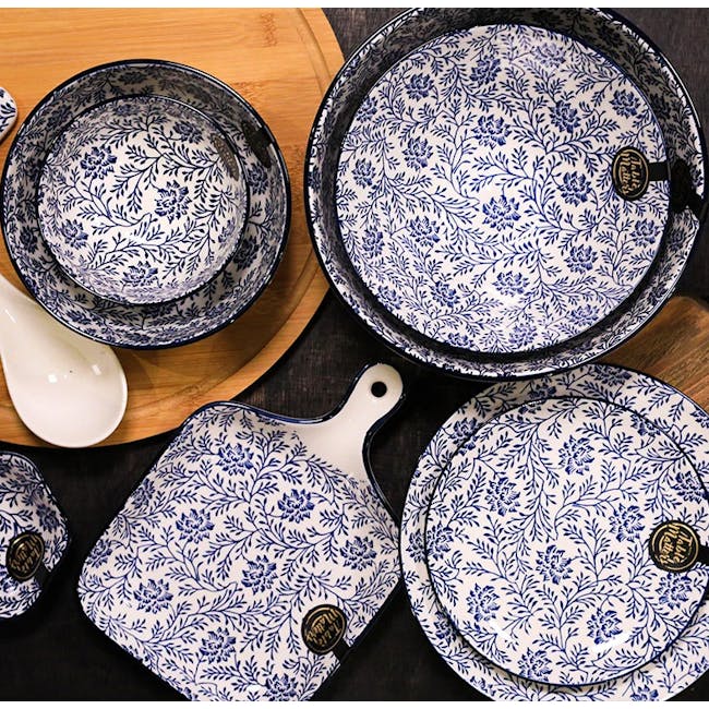 Table Matters Floral Blue Ramen Bowl (2 Sizes) - 4