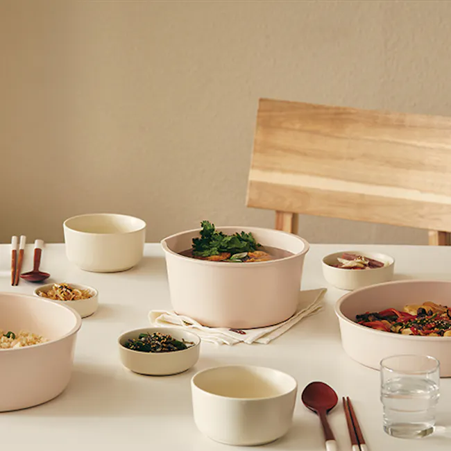 Sodam Nonstick Cookware Set - Cream White - 3 - Minimalist dining setup with various bowls and utensils, Fresh ingredients