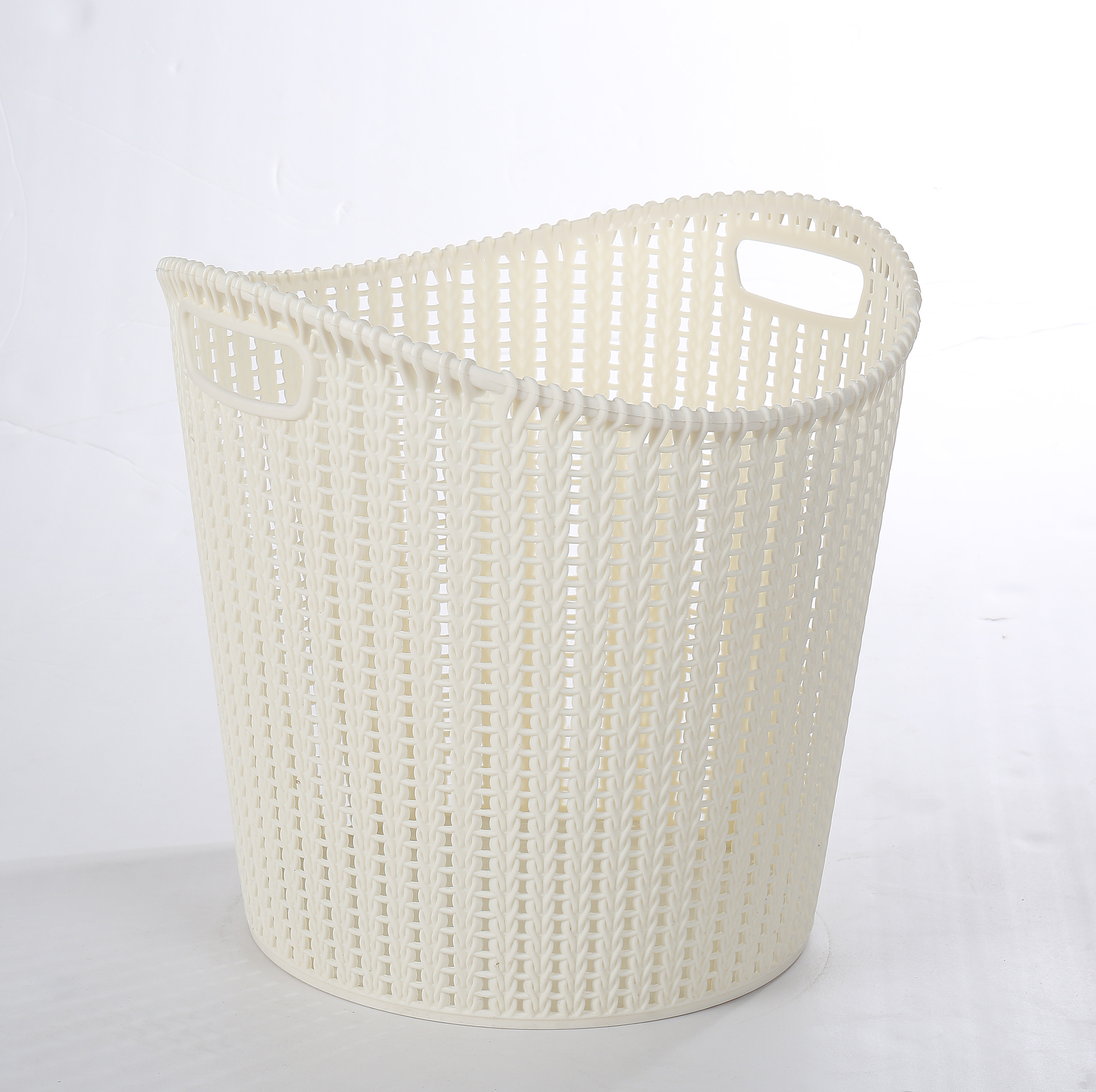 Alice Laundry Basket White, Laundry Baskets by HipVan HipVan
