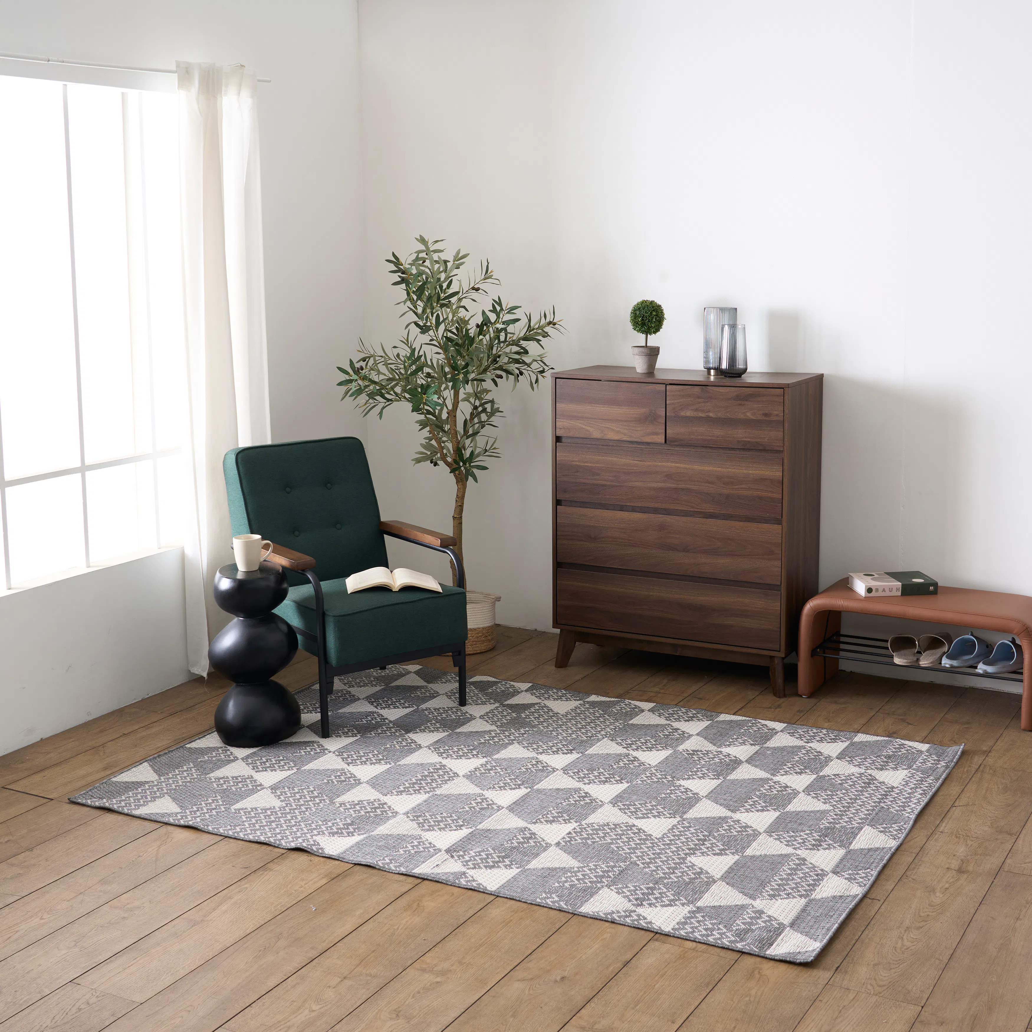 Persai Low Pile Rug (2 Sizes) - 7