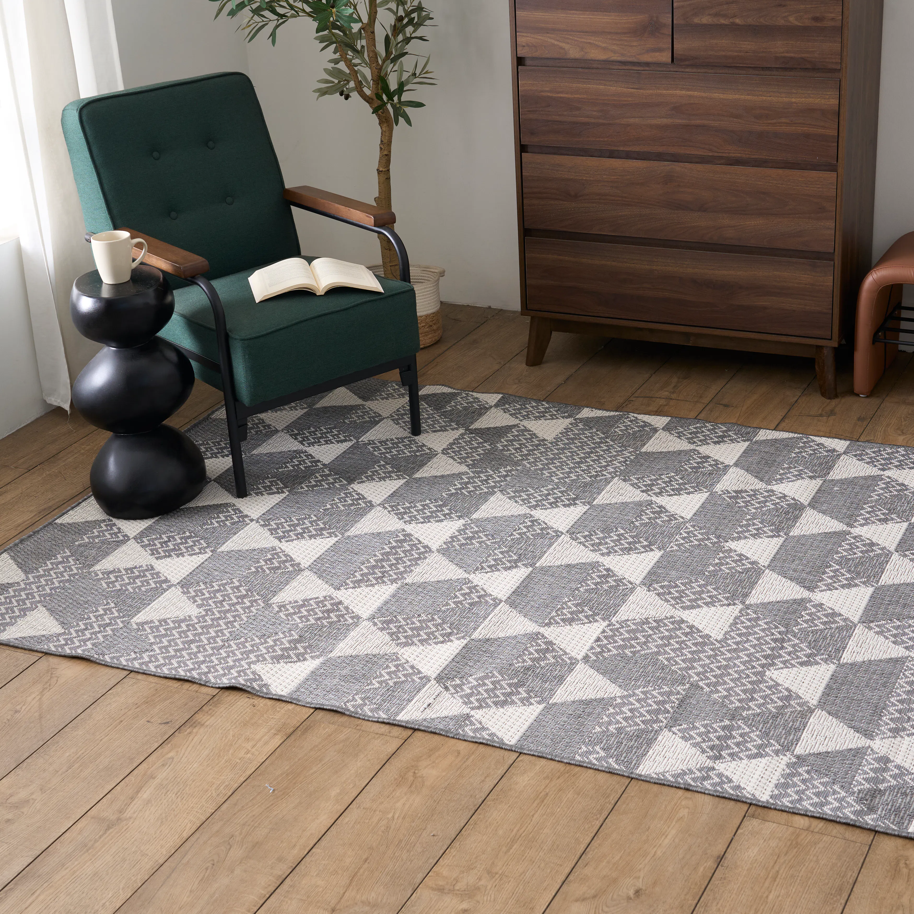 Persai Low Pile Rug (2 Sizes) - 9
