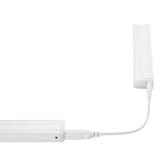 Philips 31094 Trunkable Linea LED - Cool White - 4