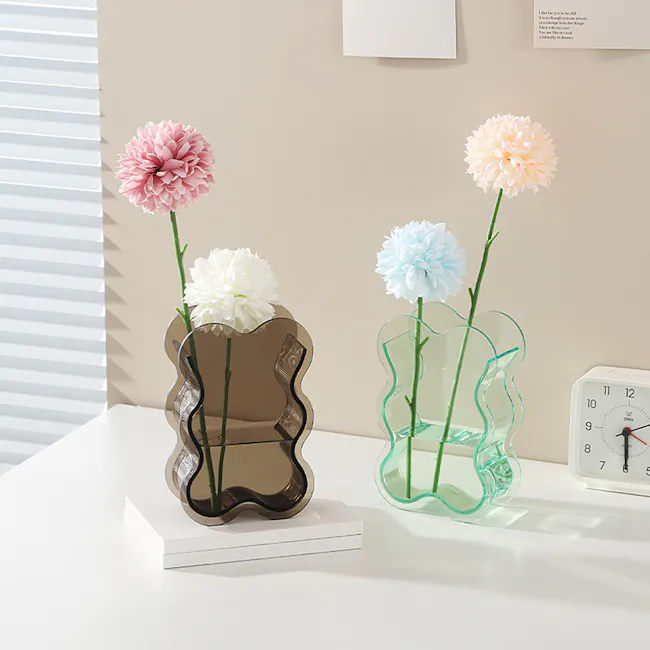 Wavy Acrylic Vase - Brown - 2