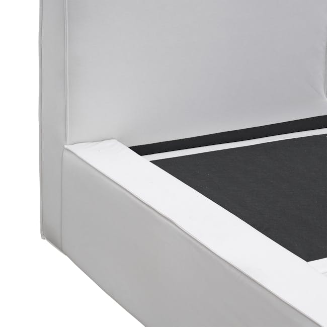 Maine Storage King Bed - Light Grey (Pet Friendly) - 16