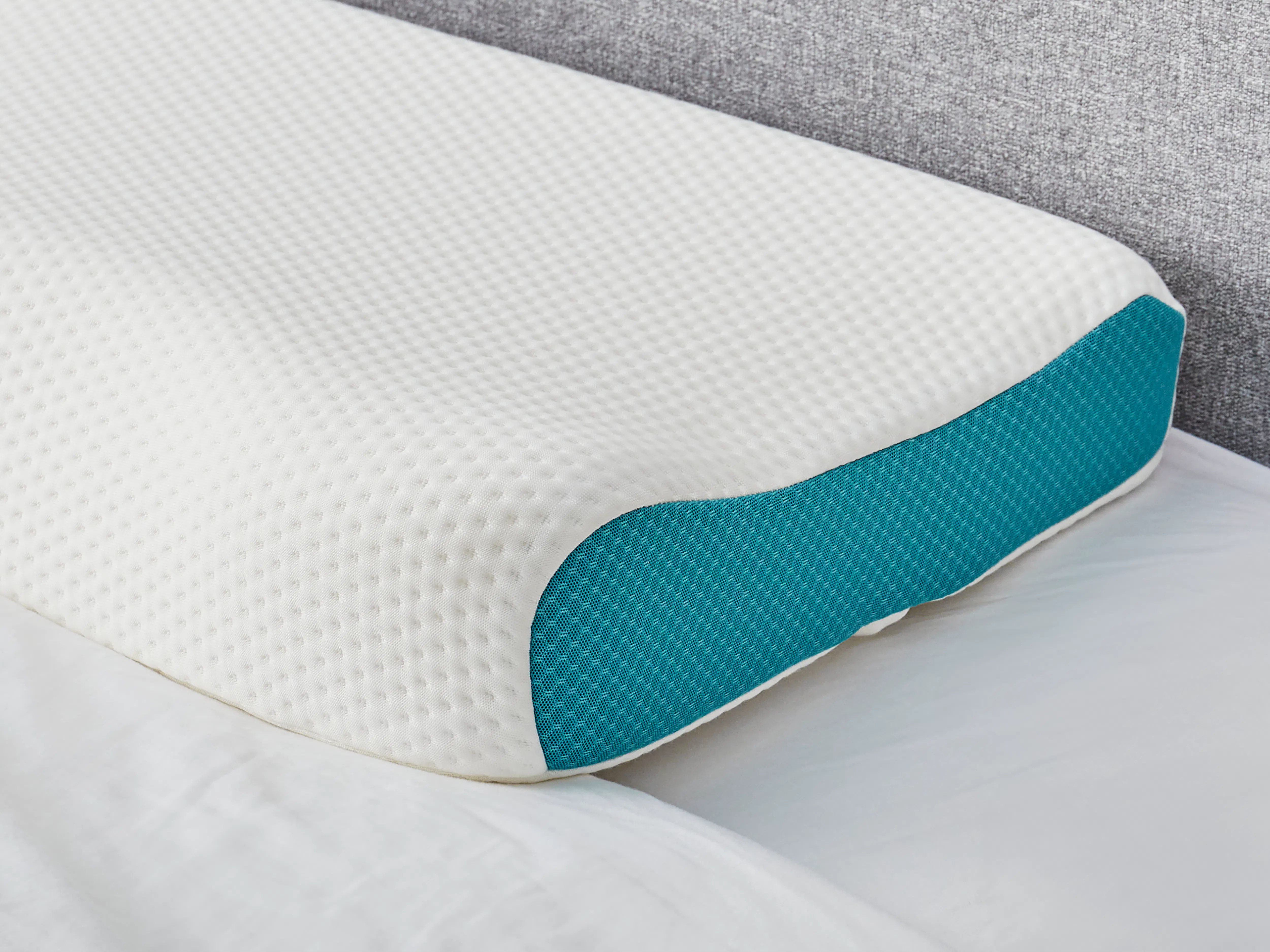 LEVITATE Mattress + 40% off Premium Memory Foam Pillows - 12