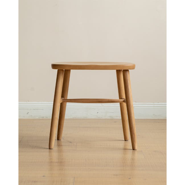 Pete Stool - Oak - 11 - Wooden stool, minimalist design, natural wood finish, simple structure, round seat, sturdy legs