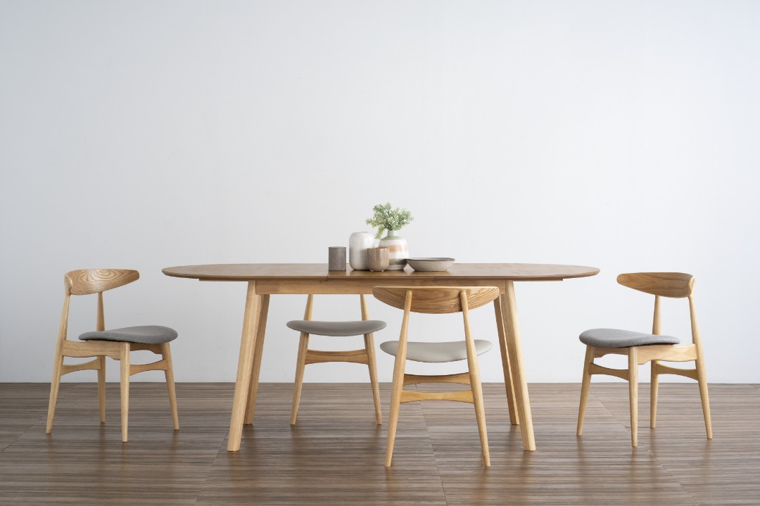 hay oval table