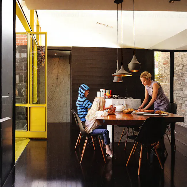 Sven Wide Pendant Lamp - White - 3 - modern kitchen, dining room, children's playroom, family meal, breakfast scene
