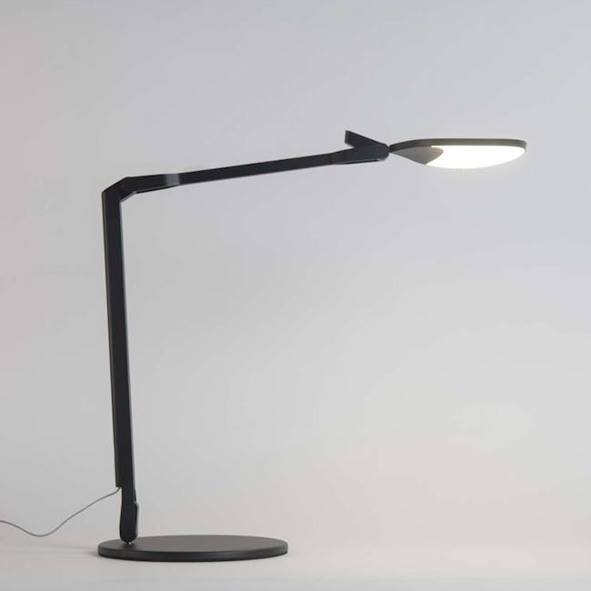 Koncept SPLITTY REACH PRO LED Desk Lamp - Black - 5