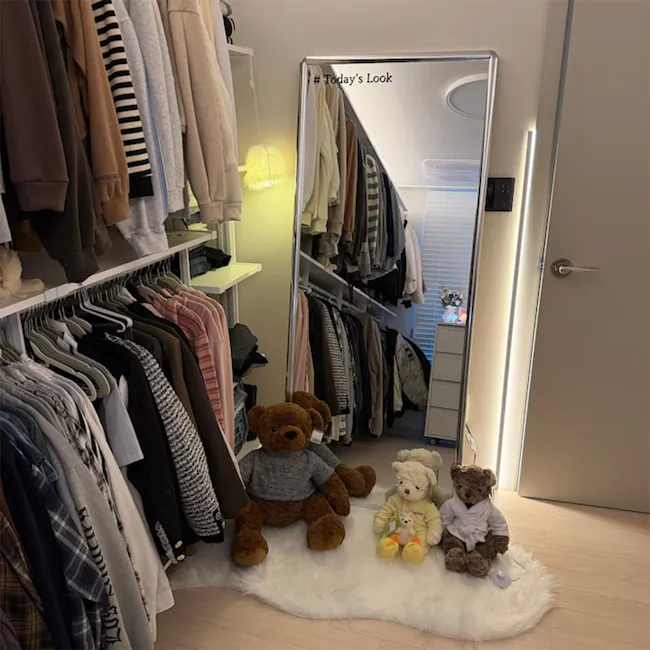 Edge LED Floor Lamp - White - 3