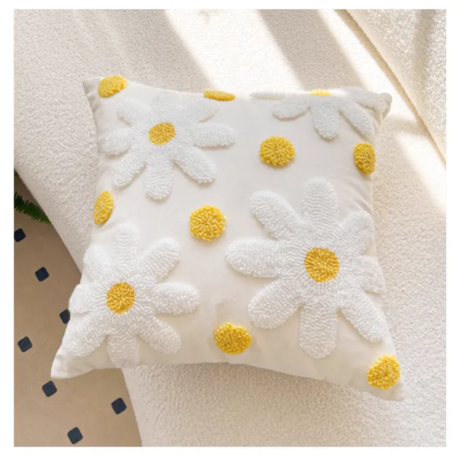 White Daisy Cushion - 2