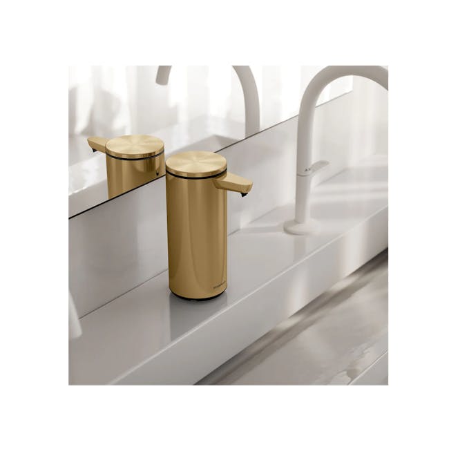 simplehuman 9oz Sensor Pump - Brass - 6 - Gold modern bathroom fixtures, sleek design, minimalist decor, contemporary