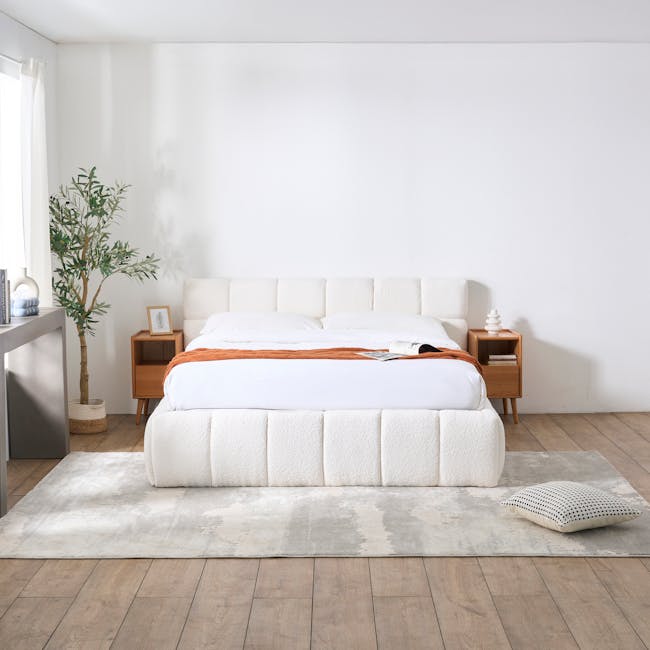Aubrielle Storage Queen Bed - White Boucle - 2