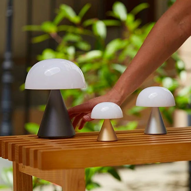 Lexon MINA L Led Lamp - Alu Poli - 4 - Modern minimalist table lamp, sleek design, three lamp shades, adjustable lamp heads