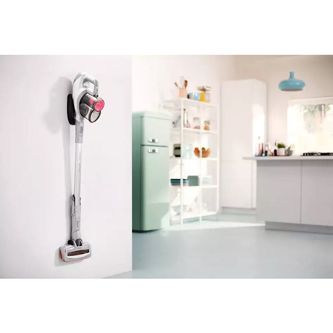 Philips SpeedPro Cordless Stick Vacuum Cleaner - 4