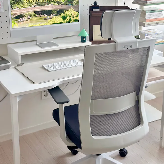 Carsen High Back Mesh Office Chair - White - 4 - Modern ergonomic workspace with integrated keyboard and mouse, Sleek design