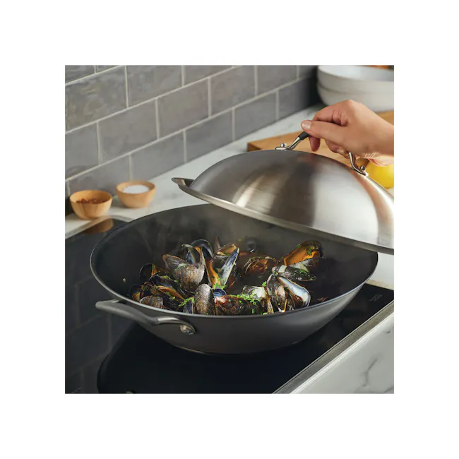 Circulon ScratchDefense A1 Covered Wok - 11 - Stir-frying, mussels, cooking, pan, lid, steam, cooking utensil, stainless