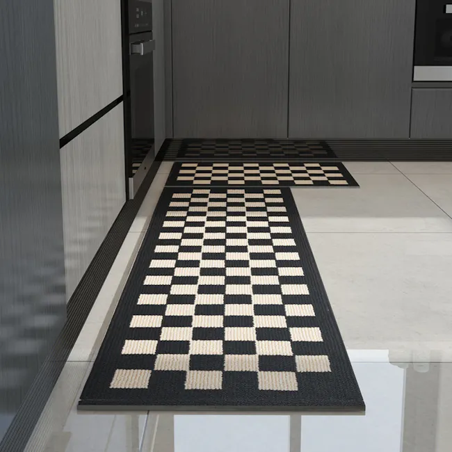 Checkered Floor Mat - 4
