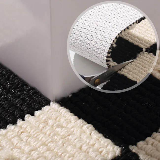 Checkered Floor Mat - 5