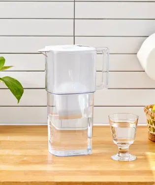 BRITA Liquelli Water Filter Jug 2.4L - 11