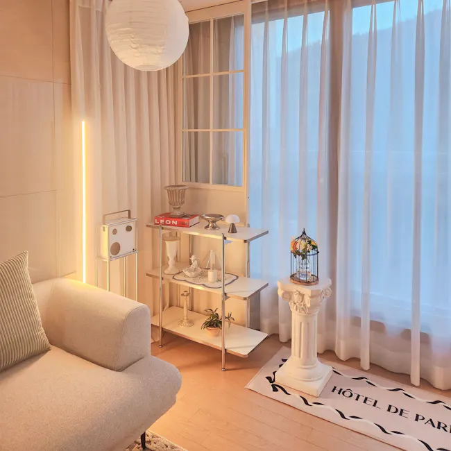 Nordo LED Floor Lamp - White - 2