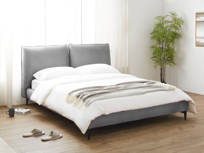 Leon Queen Bed - Light Grey (Spill Resistant) - 1